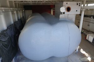 LNG bilobe tank cryogenic insulation